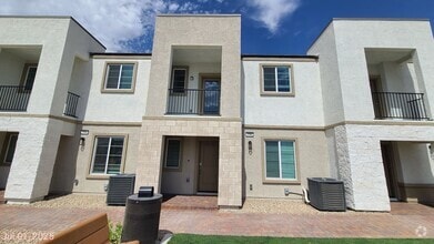 Building Photo - 5752 CRENELLATED St