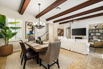Building Photo - 48416 Legacy Dr