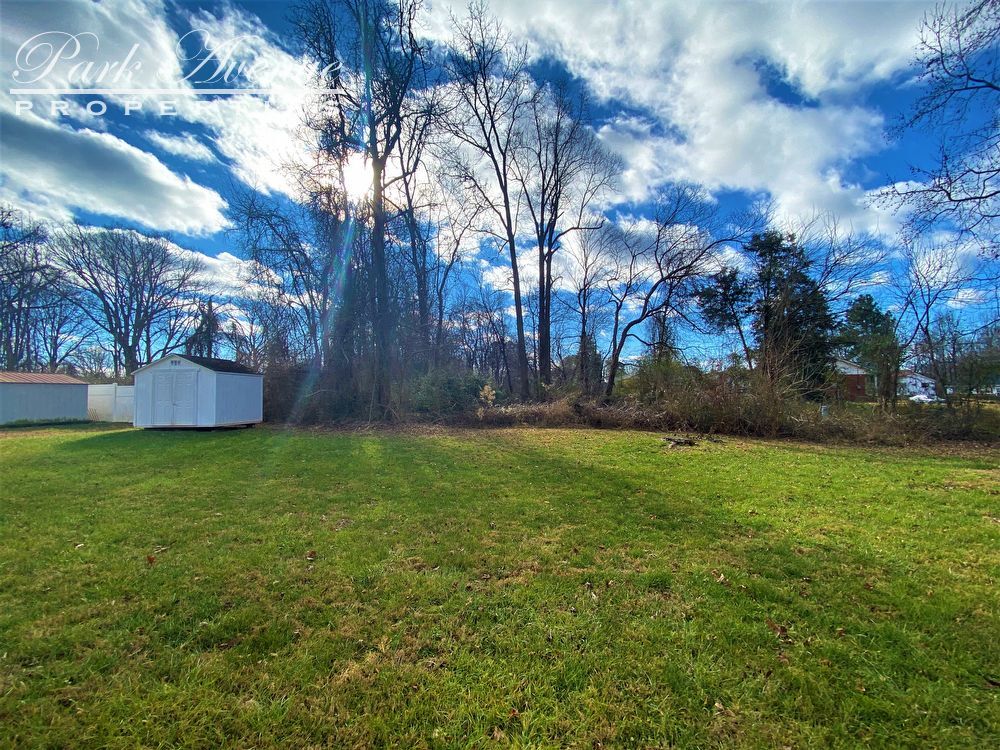Building Photo - 3120 Flanders Dr  PENDING LEASE