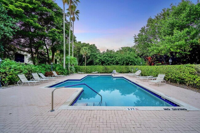 Foto del edificio - 5640 Coach House Cir