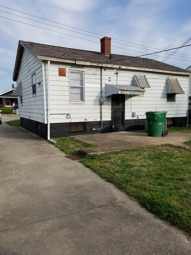 Building Photo - 523 N 29th St