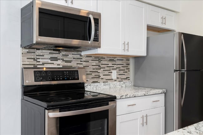 Photo - 17652 E Loyola Dr Apartment