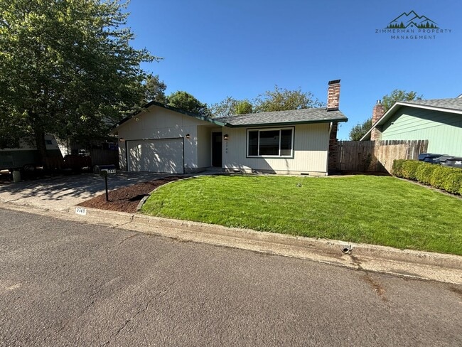 Building Photo - Updated Churchill 3 bedroom 2 bathroom Home