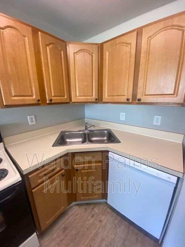 Foto del edificio - 4712 Walden Cir