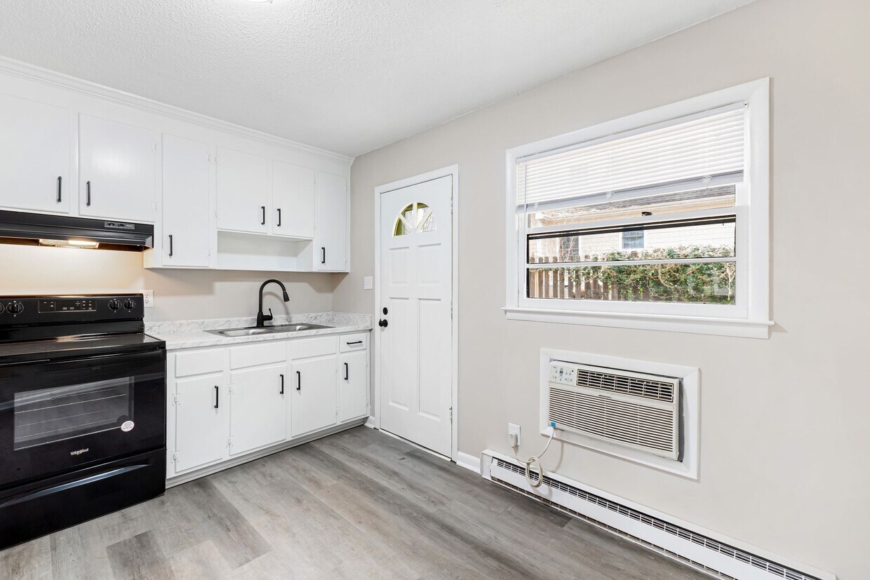 Foto del edificio - 109 W Poplar Ave