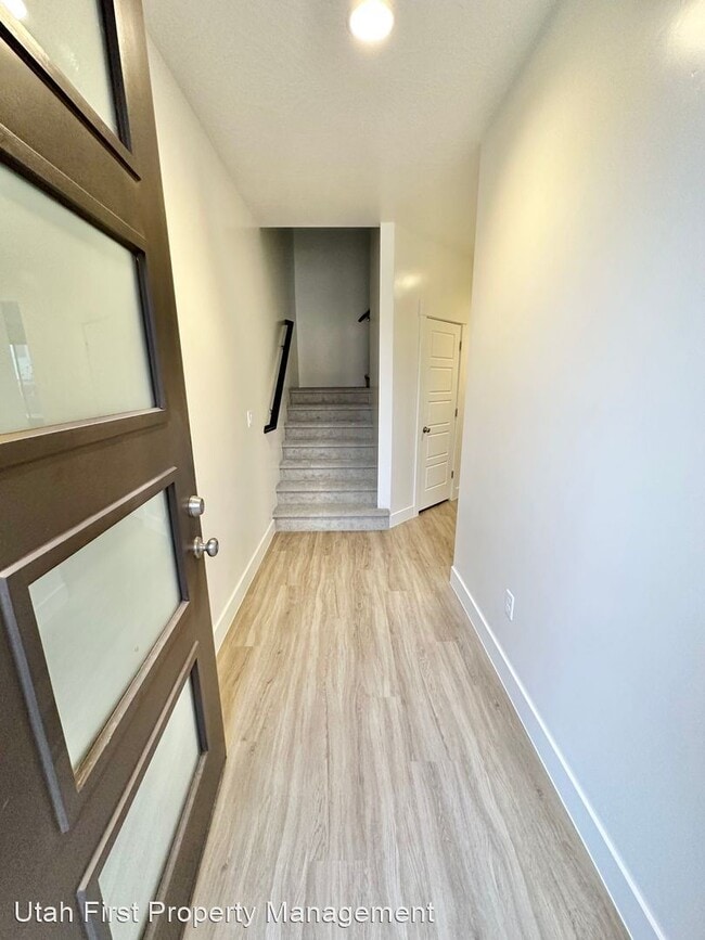 Building Photo - 4 br, 2.5 bath House - 5898 S Legolas Ln