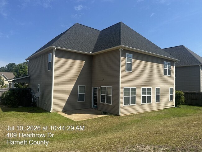 Foto del edificio - 394 Heathrow Drive