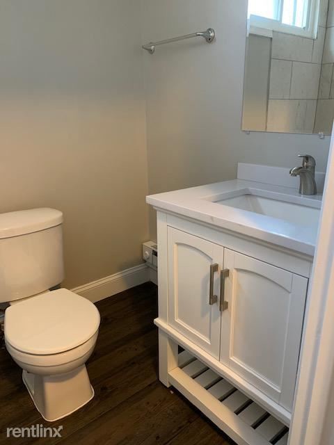 Foto del edificio - 5802 Narcissus Ave