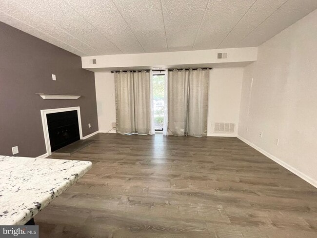 Building Photo - 50 Le Forge Ct