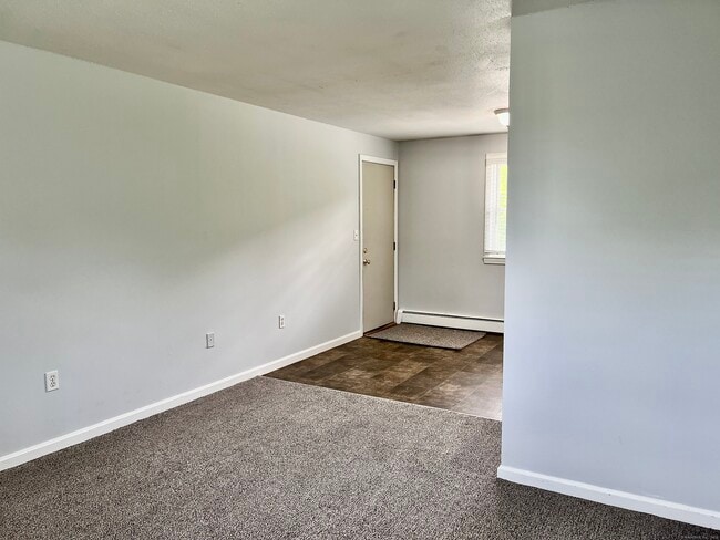 Foto del edificio - 608 Norwich Ave