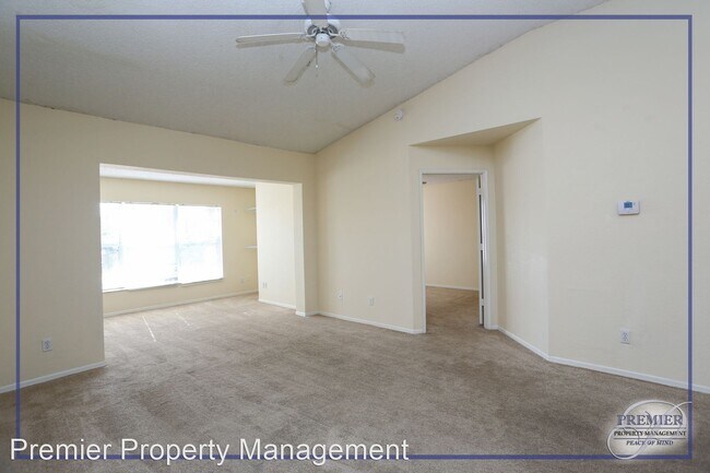Foto del edificio - 2 br, 2 bath House - 8245 Ibis Club Dr. #408