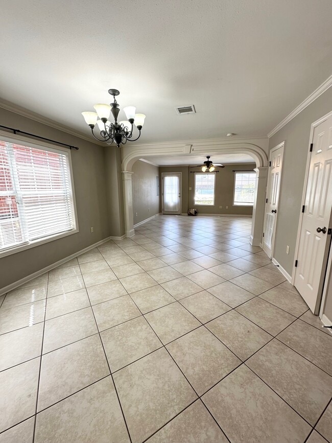 Building Photo - 438 Vieux Carre