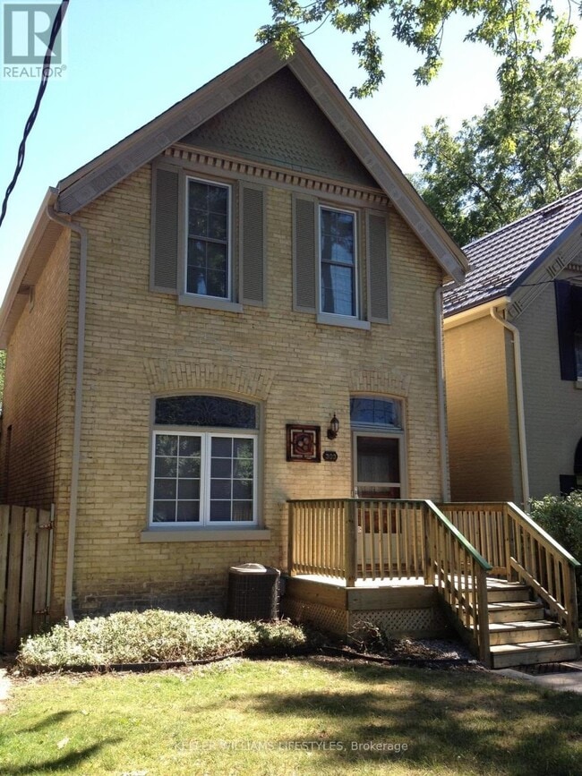 Building Photo - 303 Pall Mall St