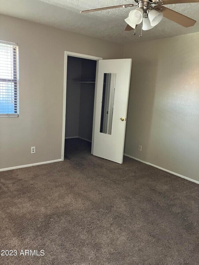 Building Photo - 1730 W Emelita Ave