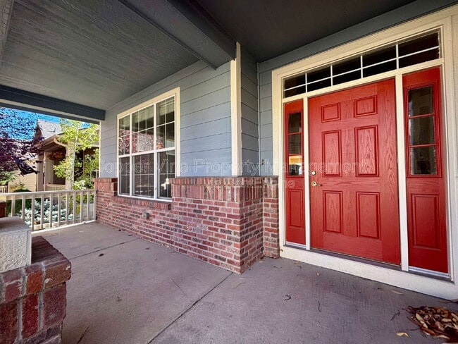 Building Photo - 12920 Vallejo Cir