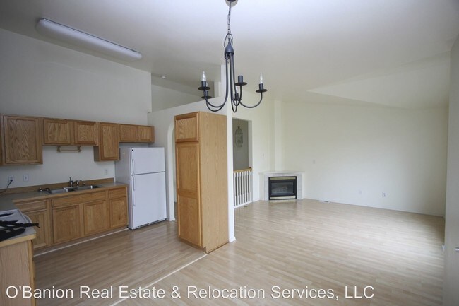 Building Photo - 3 br, 2 bath House - 4506 Camila Court Unit C
