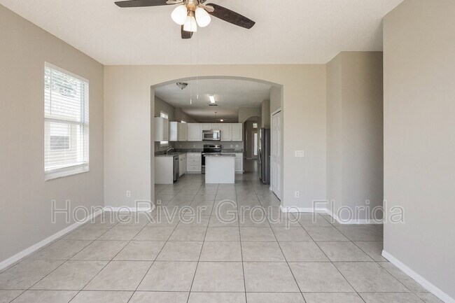 Building Photo - 2723 Eagle Glen Cir