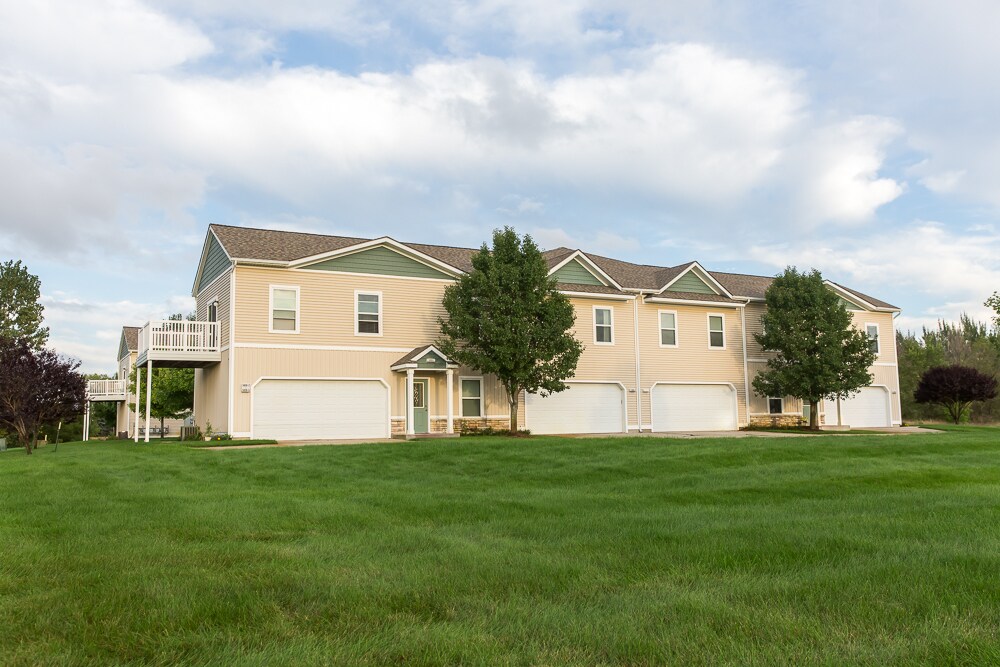 West Apartments in Hudsonville, MI