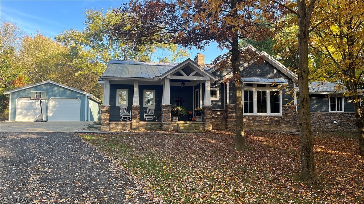 Primary Photo - 6155 Beach Rd