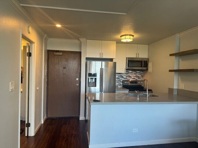 Foto del edificio - Highlander 1 Bedroom with Parking, Washer/Dryer in unit