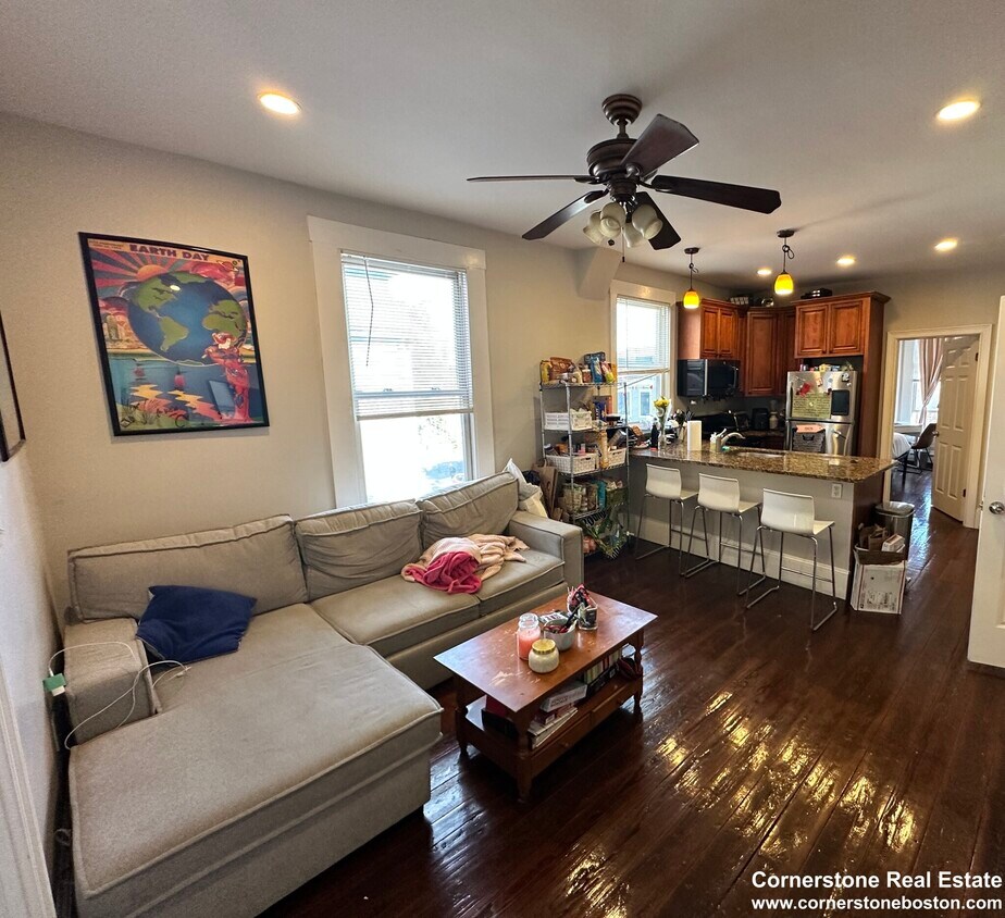 Foto principal - 717 Parker St