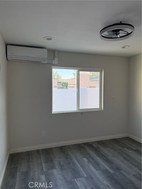 Foto del edificio - 1330 S Feather St