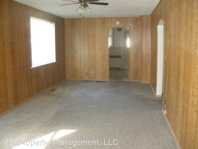 Building Photo - 3 br, 1.5 bath House - 201 River Street