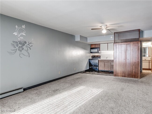 Foto del edificio - 2331 E Market St