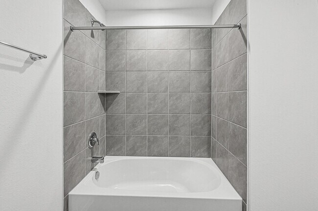 Building Photo - 31230 Yatesbury Ln