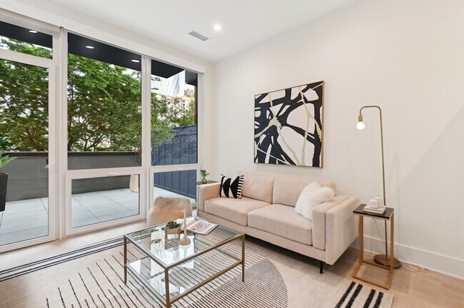 Foto del edificio - 812 W Adams Street Unit 307