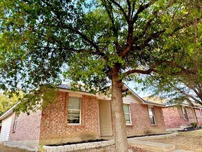 Building Photo - 745 Grambling Dr