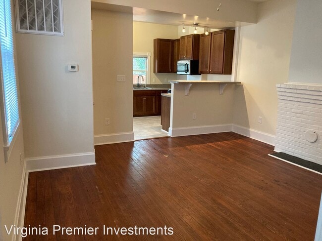 Building Photo - 3 br, 2.5 bath House - 309 N. 33rd St