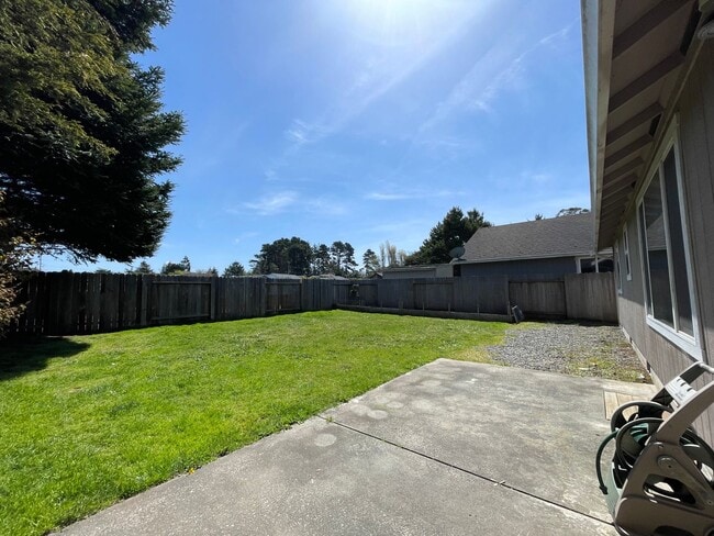 Building Photo - McKinleyville Home : Tier 2