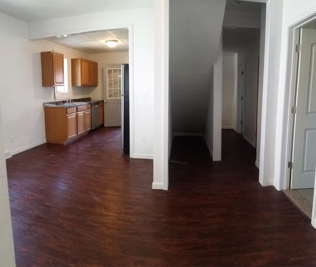Foto del edificio - 1104 Williston Ave