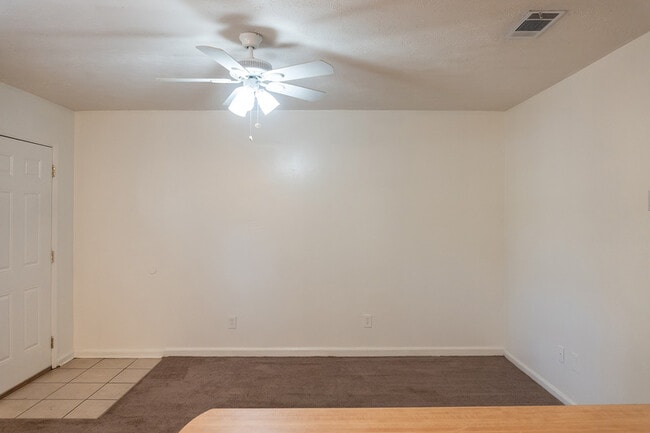 Building Photo - 2540 Bilbrey Dr