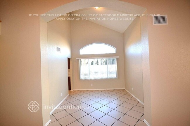 Foto del edificio - 40425 Tesoro Ln