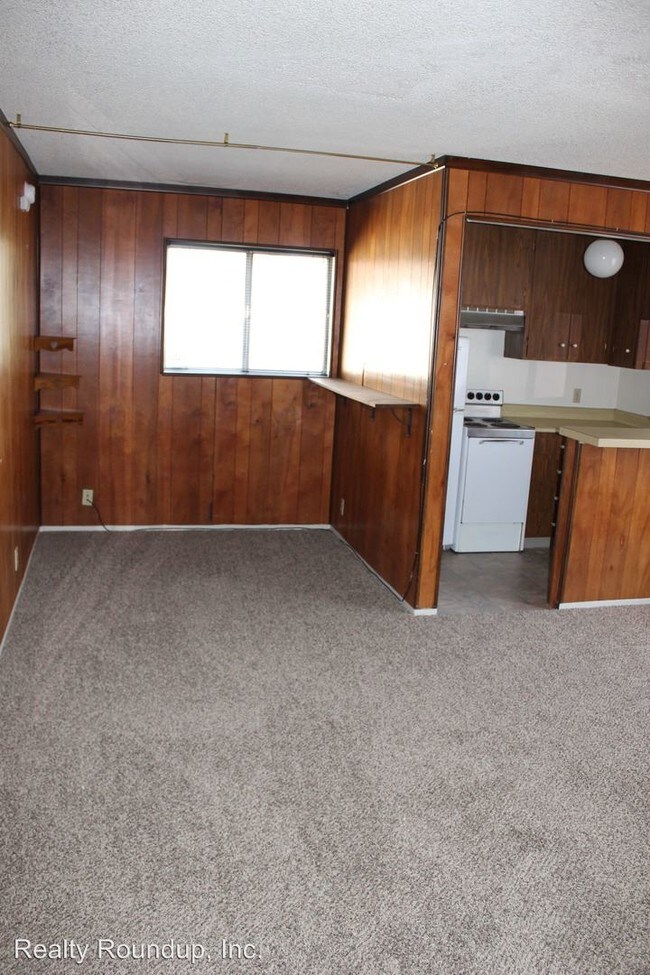 Building Photo - 3436 Dwight Way