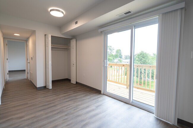 Foto del edificio - Cedar Rapids 2 bd