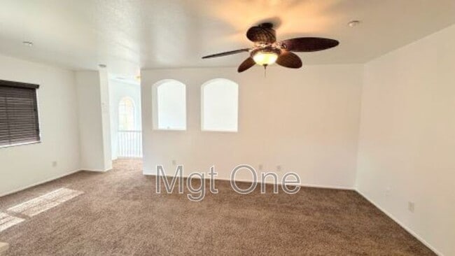 Building Photo - 15661 Lasselle St