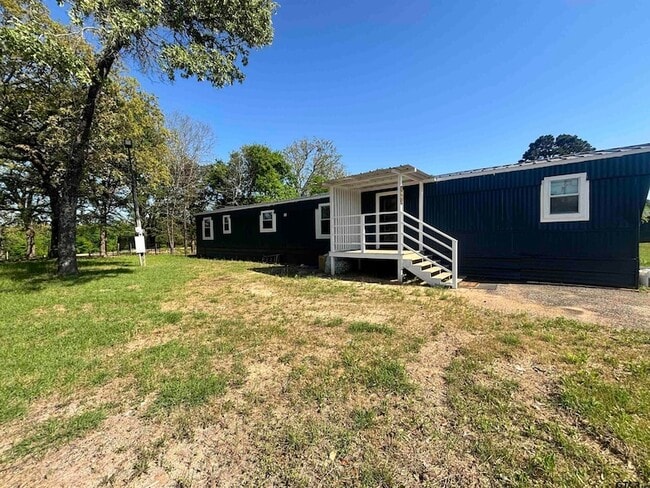 Building Photo - 4005 County Rd 3190