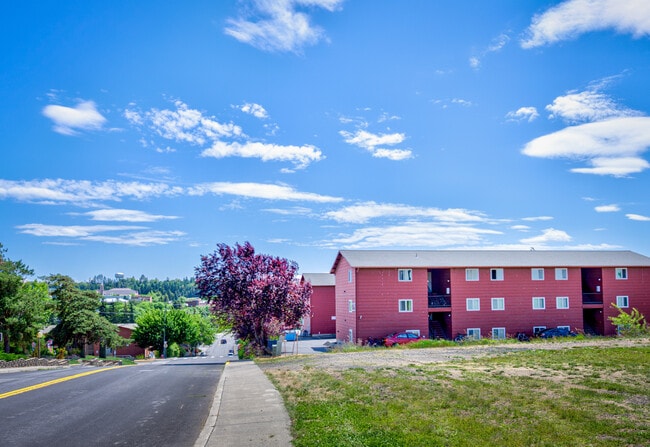 Building Photo - 225 Peterson Dr