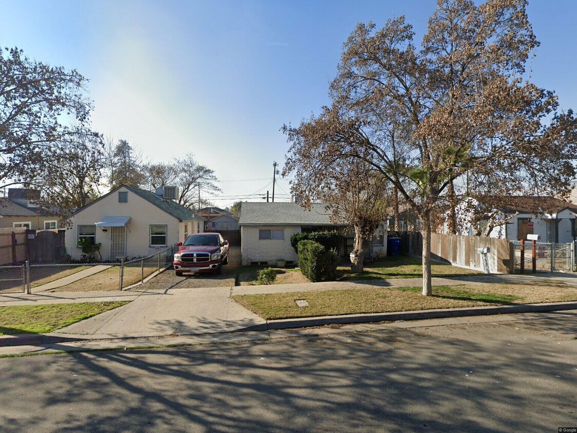 Primary Photo - Cozy Single Story 2 bedroom and 1 bath hom...