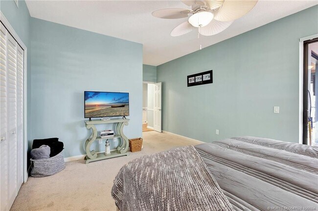 Foto del edificio - 150 SE Four Winds Dr