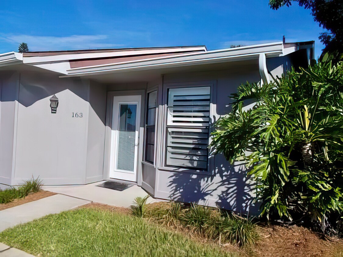 163 Breezeway Ct, New Smyrna Beach, FL 32169 House Rental in New