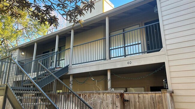 Foto del edificio - 1100 Augusta Dr