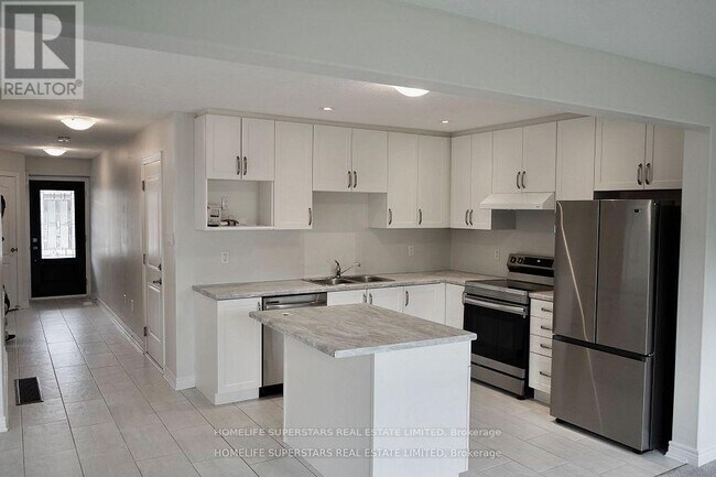 Photo du bâtiment - 121 Stonebrook Wy