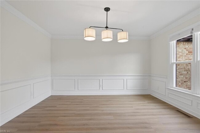 Foto del edificio - 7125 Grayfalcon Dr