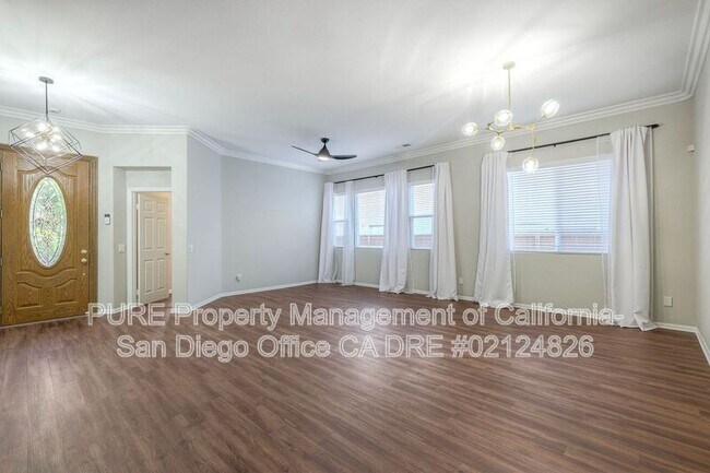 Foto del edificio - 1428 Heatherwood Ave