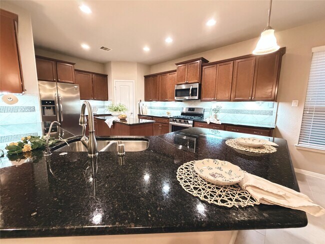 Building Photo - 5502 Claymore Meadow Ln