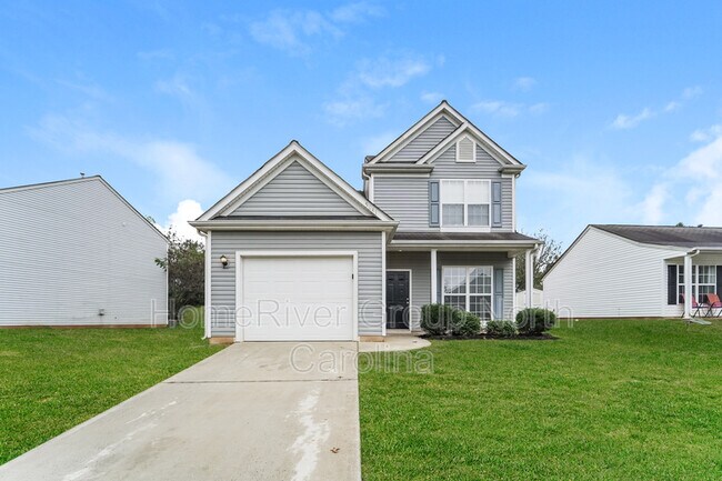 Foto del edificio - 5041 Blueberry Hollow Pl